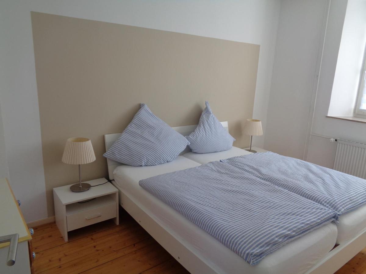 Ferienwohnung Altes Pfarrhaus Mit Flair Und Moselblick Brauneberg Exterior photo